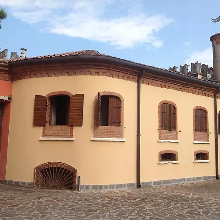 Corte San Dionigi * ורונה